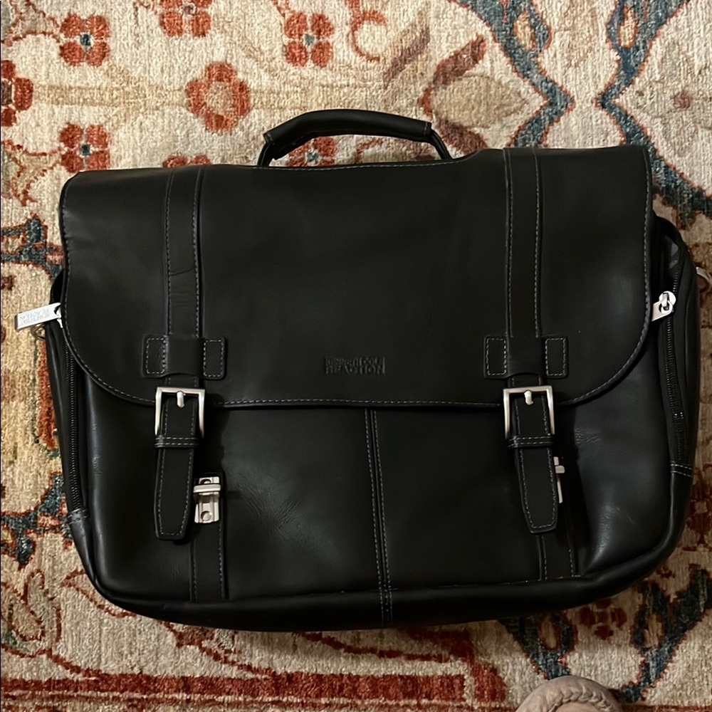 Kenneth Cole Black Leather Briefcase with Modern Design